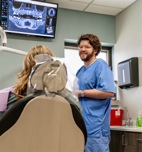 Emergency Dental Of St. Louis .